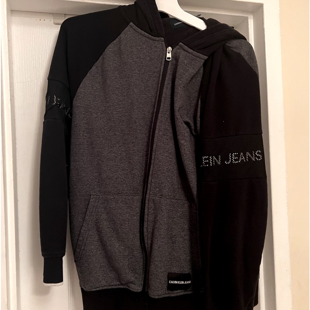Calvin Klein kids zip up hoodie size kids xl